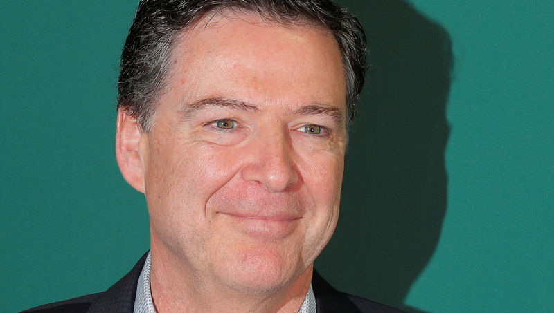 © Reuters. Ex-diretor do FBI James Comey chega para evento em Nova York