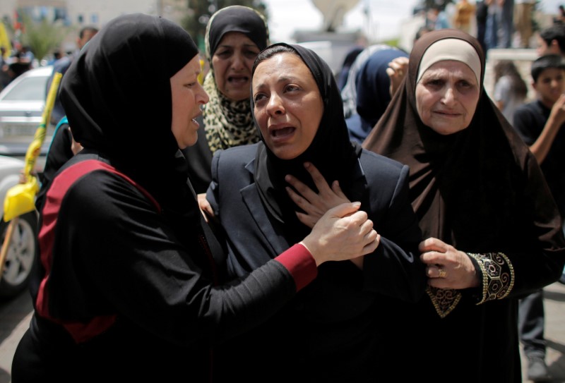 © Reuters. سجن شرطي إسرائيلي سابق تسعة أشهر لقتله شابا فلسطينيا