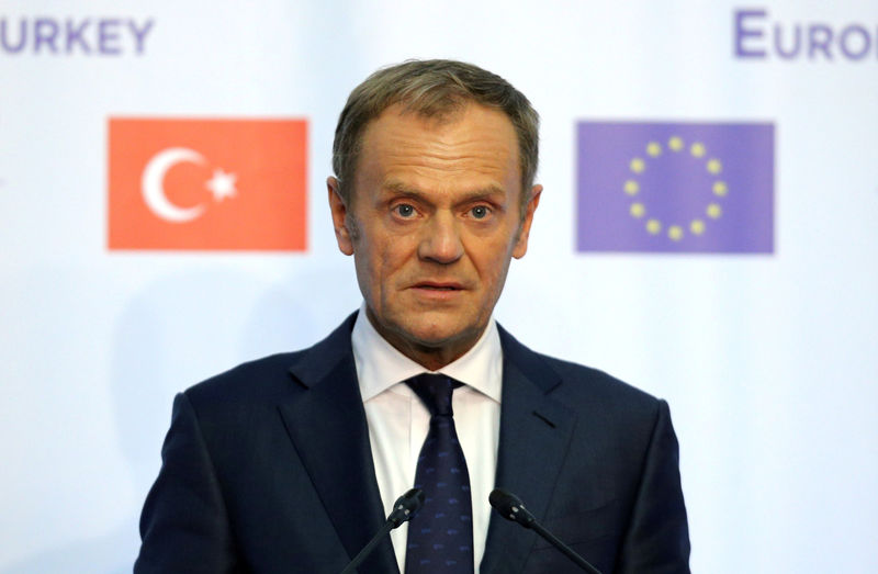 © Reuters. European Council President Donald Tusk attends a news conference at Euxinograd residence, near Varna