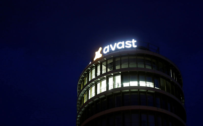 © Reuters. The logo of Avast Software company is seen at its headquarters in Prague