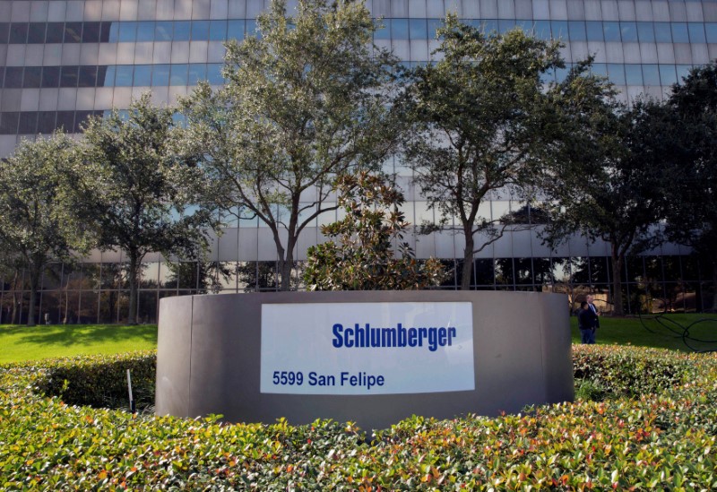 © Reuters. FILE PHOTO: The exterior of Schlumberger headquarters building in the Galleria area of Houston