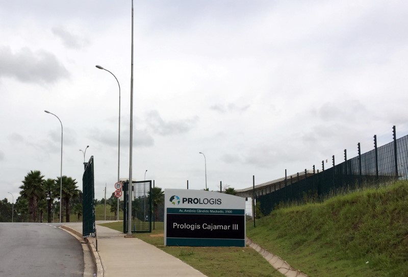 © Reuters. FILE PHOTO: A general view of the main entrance of Prologis logistics complex which Amazon.com Inc is planning to rent in Cajamar