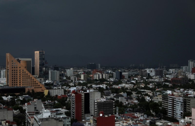 © Reuters. A general view shows buildings in Mexico City