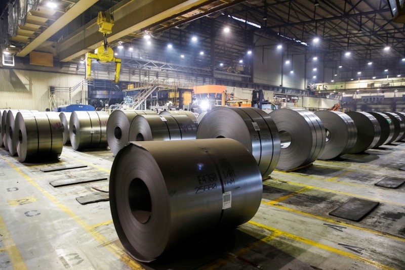 © Reuters. Rolled up steel sits in the ArcelorMittal Dofasco steel plant in Hamilton