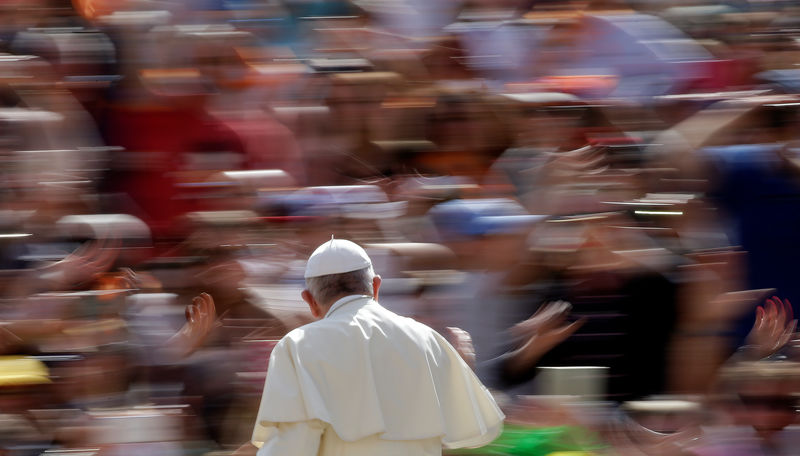 © Reuters. Papa Francisco em cerimônia aberta de quarta-feira no Vaticano