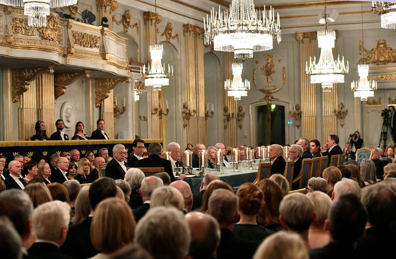 © Reuters. La Academia Sueca anunciará el viernes si pospondrá el premio Nobel de Literatura