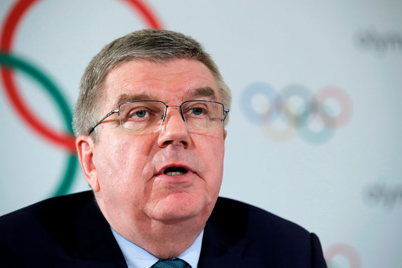 © Reuters. باخ: اللجنة الأولمبية الدولية ستدعم السلام بين الكوريتين بمبادرات رياضية