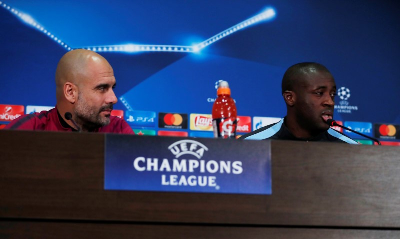 © Reuters. Guardiola anuncia que Yaya Touré dejará el Manchester City