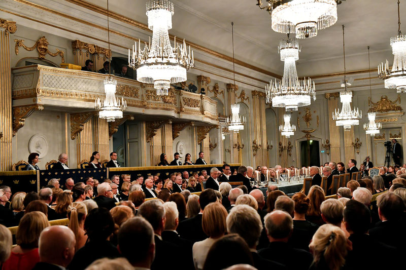 © Reuters. FILE PHOTO: A general view of the Swedish Academy's annual meeting at the Old Stock Exchange building in Stockholm