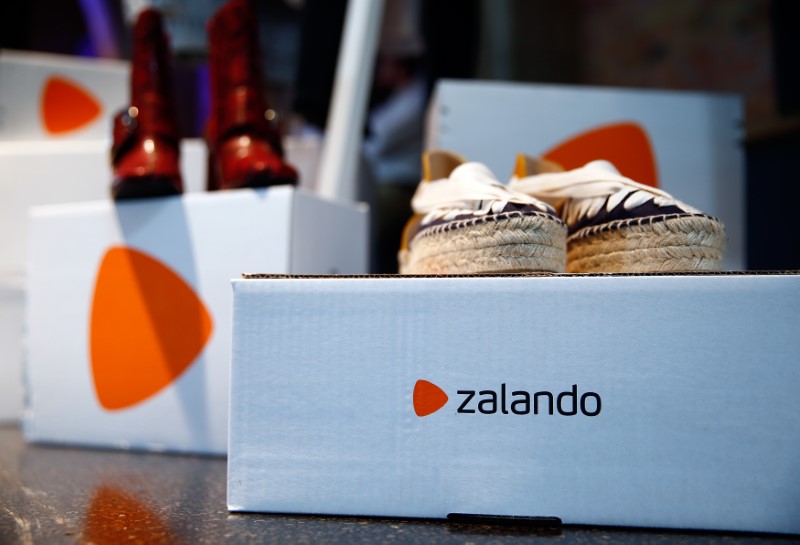 © Reuters. Goods of Zalando Operations, are seen during the company's annual shareholder meeting in Berlin