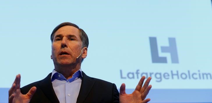 © Reuters. CEO Jenisch of LafargeHolcim addresses the annual news conference in Zurich