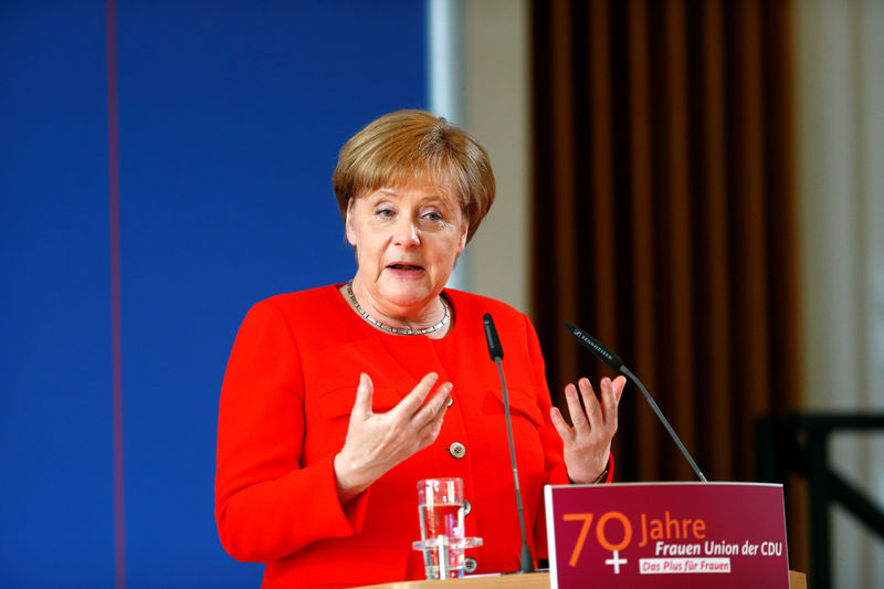 © Reuters. German Chancellor Angela Merkel speaks during the celebrations of the 70th anniversary of the "Women's Union" of the Christian Democratic Union (CDU) in Frankfurt