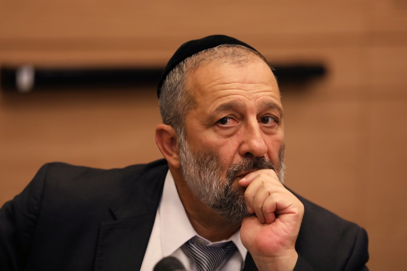 © Reuters. إسرائيل تطرد ممثل هيومن رايتس ووتش وتقول إنه يحث على مقاطعتها