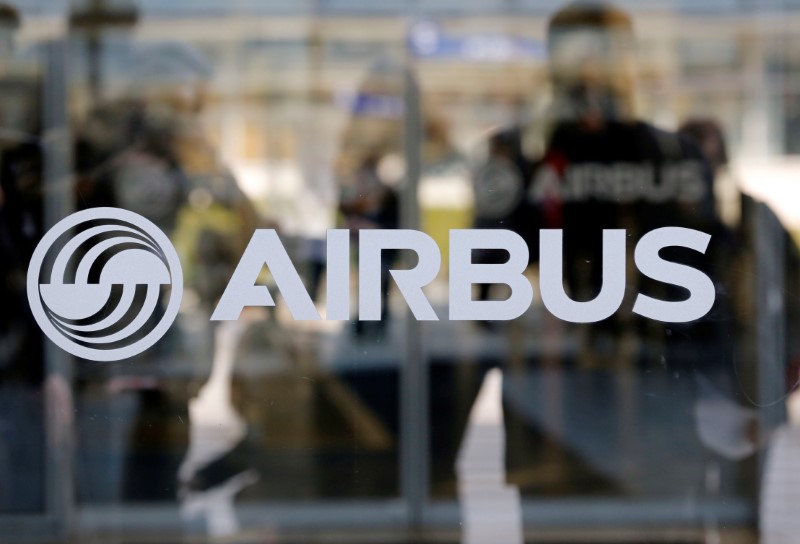 © Reuters. Logo of Airbus is pictured at the Airbus A380 final assembly line at Airbus headquarters in Blagnac, near Toulouse