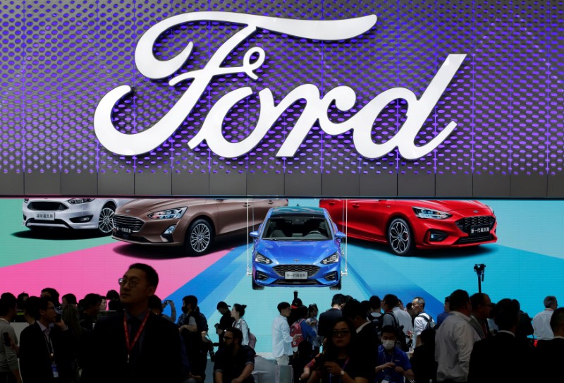 © Reuters. FILE PHOTO: The new Ford Focus car is displayed during a media preview at the Auto China 2018 motor show in Beijing