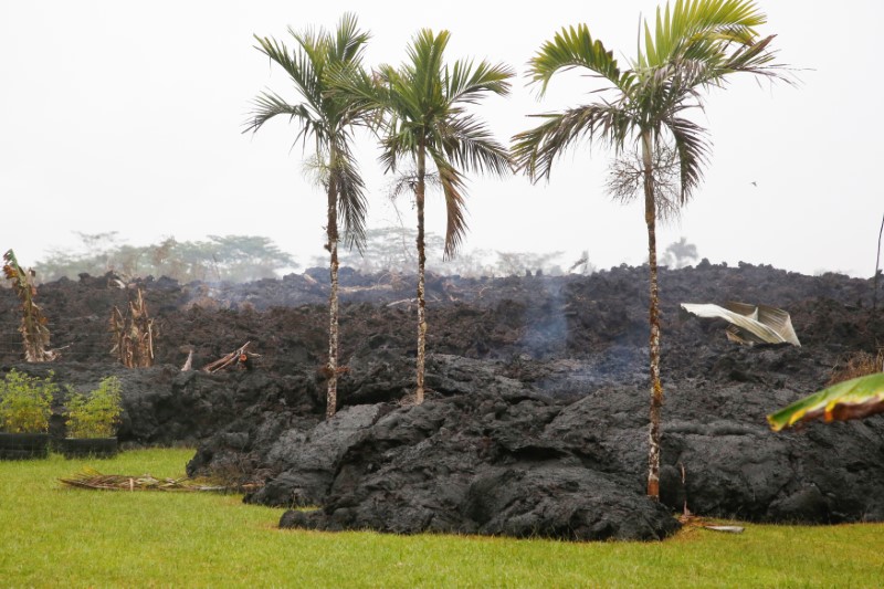 © Reuters. Lava na região de Leilani Estates por erupcão de vulcão Kilauea