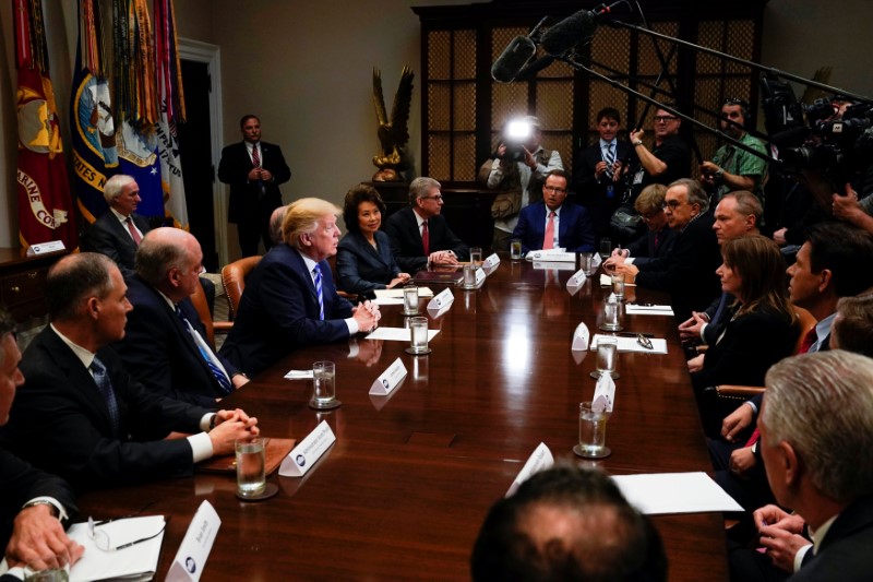 © Reuters. Automaker CEOs meet with U.S. President Donald Trump at the White House in Washington