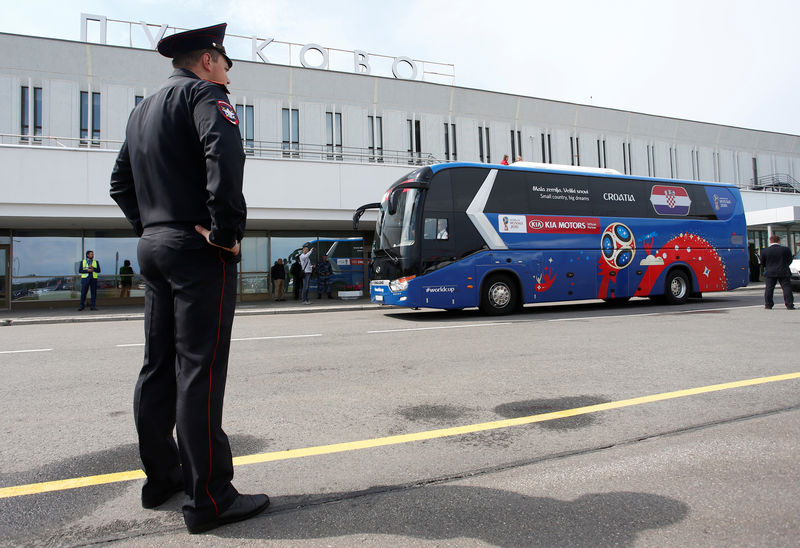 © Reuters. نقابة: الشرطة الروسية تعمل فوق طاقتها لتأمين كأس العالم