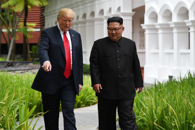 © Reuters. ترامب يقول سيتم "توقيع" اتفاق بعد محادثات "جيدة جدا" مع كيم