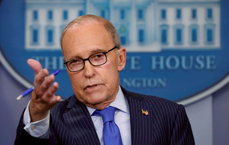 © Reuters. Asesor económico de la Casa Blanca se recupera tras sufrir ataque al corazón
