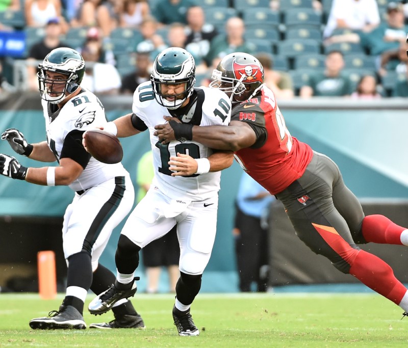 © Reuters. NFL: Preseason-Tampa Bay Buccaneers at Philadelphia Eagles