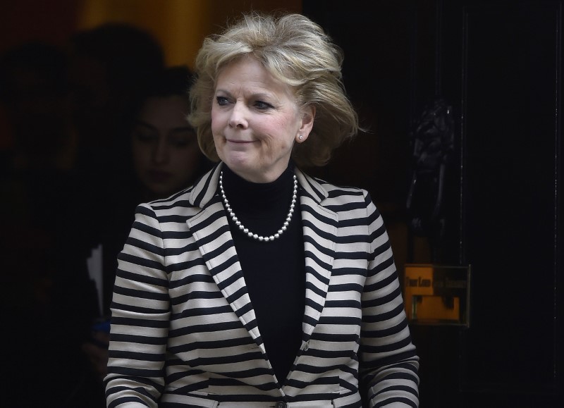 © Reuters. Britain's minister for small business Anna Soubry leaves a meeting at 10 Downing Street in London