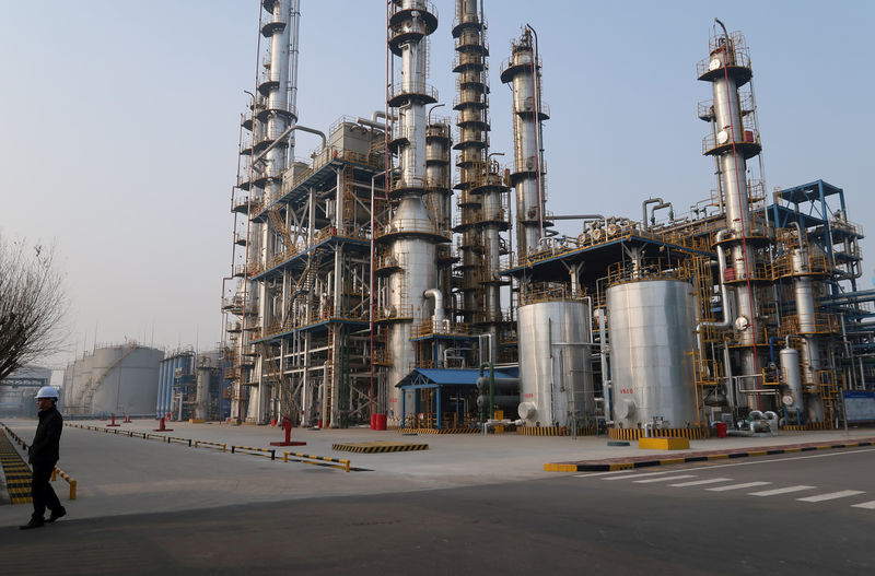 © Reuters. A view inside Shandong Haike Group is seen in Dongying, Shandong