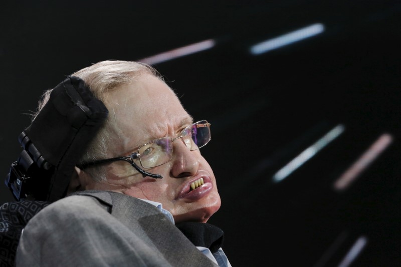 © Reuters. Físico Stephen Hawking durante evento em Nova York