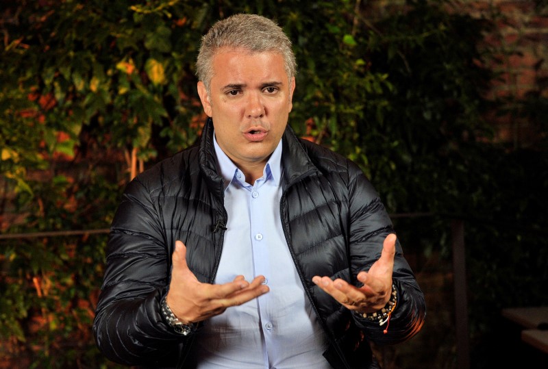 © Reuters. Candidato a presidente da Colômbia Ivan Duque durante entrevista à Reuters em Bogotá