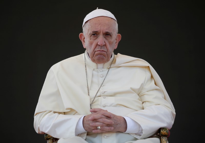 © Reuters. البابا: الإجهاض لتجنب العيوب الخلقية يشبه سلوك النازي لتحقيق نقاء العنصر