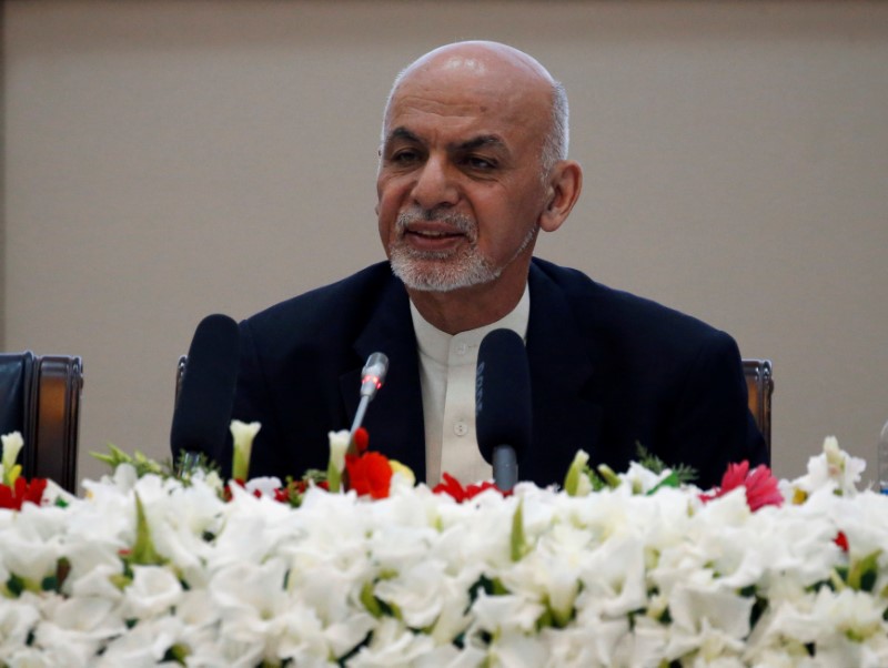 © Reuters. الرئيس الأفغاني يمدد وقف إطلاق النار مع طالبان عشرة أيام