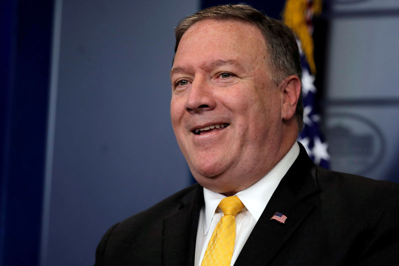 © Reuters. FILE PHOTO: U.S. Secretary of State Mike Pompeo attends the daily briefing at the White House in Washington