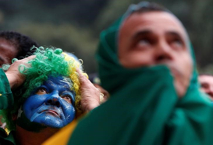 © Reuters. Brasil, a un partido de igualar su mayor racha sin triunfos en Mundiales