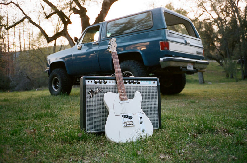 © Reuters. Fender Musical Instruments Corp's Telecaster electric guitar is seen in this photo