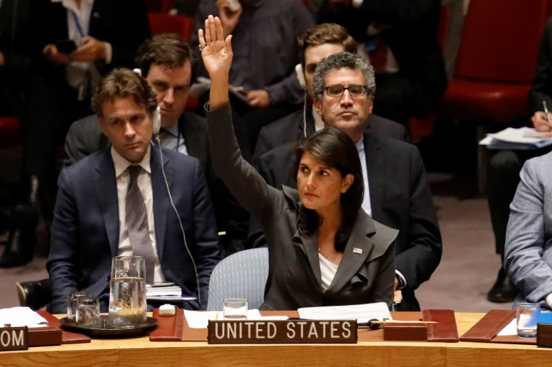 © Reuters. Nikki Haley durante reunião do Conselho de Segurança da ONU