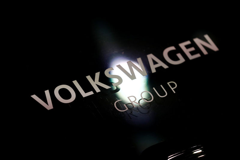 © Reuters. FILE PHOTO: Volkswagen sign is seen during the annual earnings news conference of VW in Berlin in Berlin