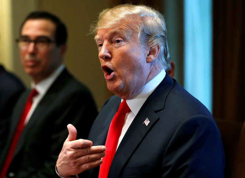 © Reuters. Trump discute política de imigração na Casa Branca