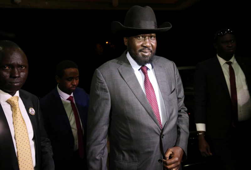 © Reuters. رئيس جنوب السودان يجتمع مع زعيم المتمردين لإجراء محادثات سلام