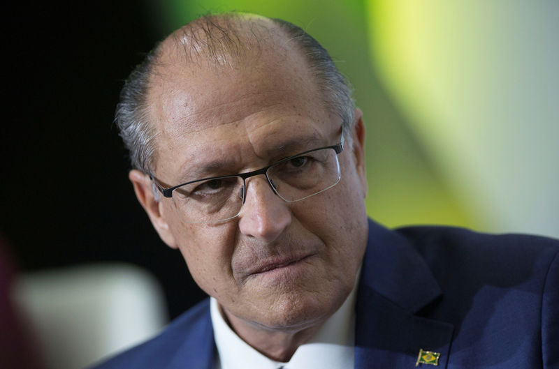 © Reuters. Geraldo Alckmin, pré-candidato à Presidência da República, durante debate em Brasília