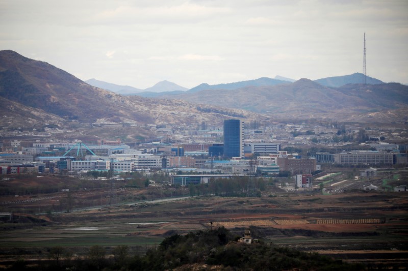 © Reuters. FILE PHOTO: The inter-Korean Kaesong Industrial Complex which is still shut down, is seen in this picture taken from the Dora observatory near the demilitarised zone separating the two Koreas, in Paju