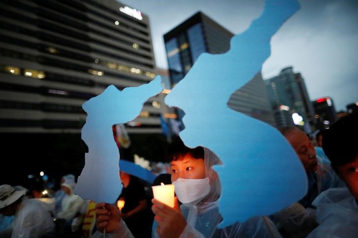 © Reuters. Las dos Coreas celebrarán un reencuentro de familias separadas por la guerra
