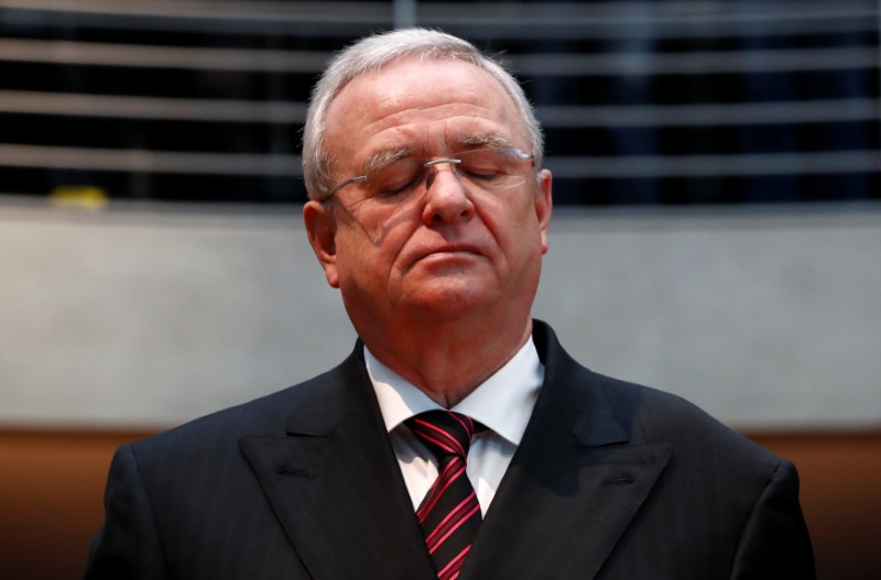 © Reuters. FILE PHOTO: Former Volkswagen CEO Winterkorn arrives to testify at parliamentary committee on the carmaker's emissions scandal in Berlin