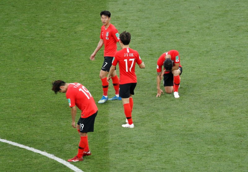 © Reuters. World Cup - Group F - South Korea vs Mexico
