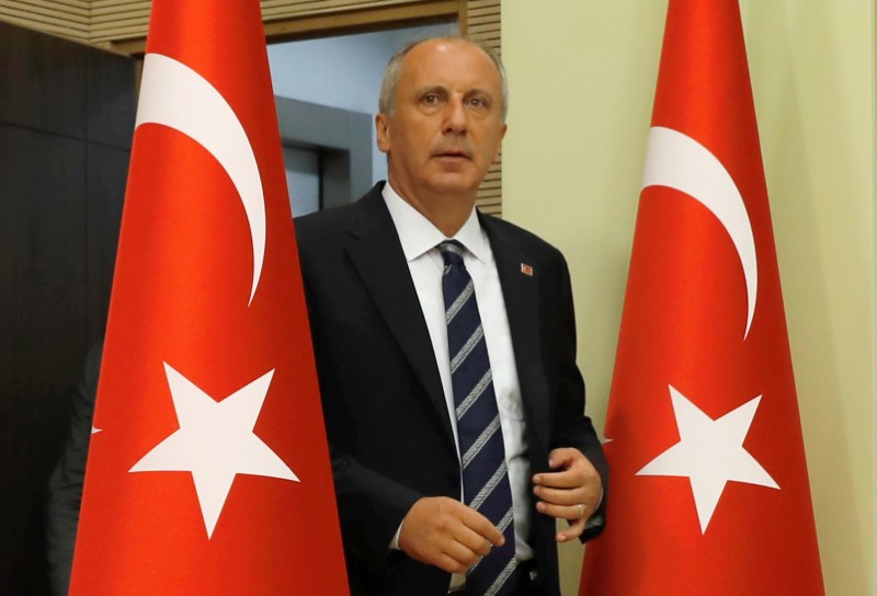 © Reuters. Muharrem Ince, candidato à Presidência da Turquia, reconhece a derrota