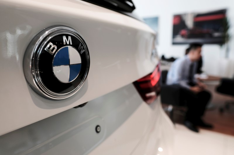 © Reuters. BMW cerrará plantas en Reino Unido si hay problemas de suministro por el Brexit