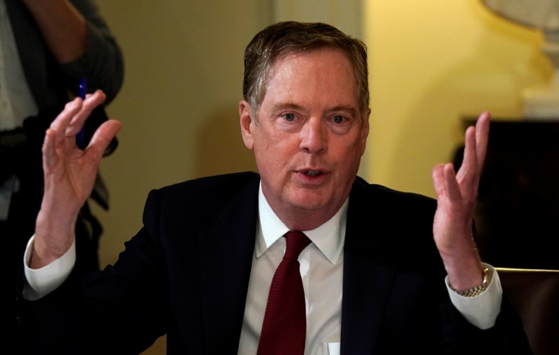 © Reuters. U.S. Trade Representative Robert Lighthizer speaks at the White House in Washington