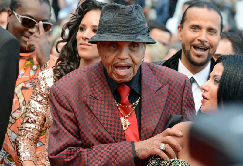 © Reuters. Joe Jackson, pai de Michael Jackson, no festival de cinema de Cannes, em 2015