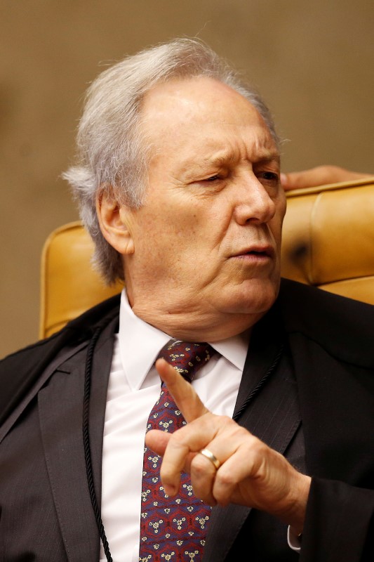 © Reuters. El Supremo de Brasil decide que el Congreso debe aprobar todas las privatizaciones
