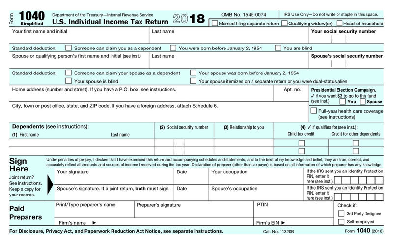 © Reuters. Handout image shows new U.S. tax form 1040 for individuals