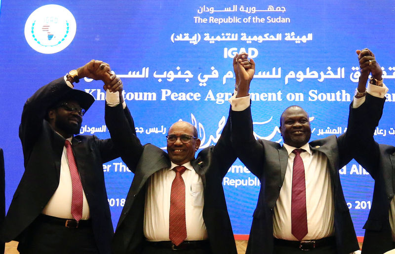 © Reuters. حكومة جنوب السودان والمتمردون يتبادلون الهجمات يوم بدء وقف إطلاق النار